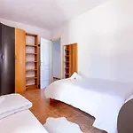 Cerca De La Playa Y Comodo By * Candelaria
