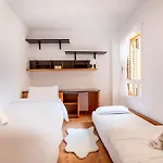 Cerca De La Playa Y Comodo By Apartament